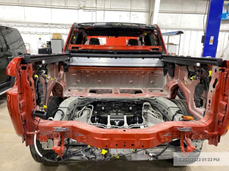 Realita elektromobilov: oprava tohto ťukanca za 37 000 €!