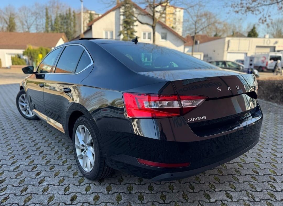 Tento Superb za 4 roky najazdil cez 540.000 km, na predaj je za  drobné