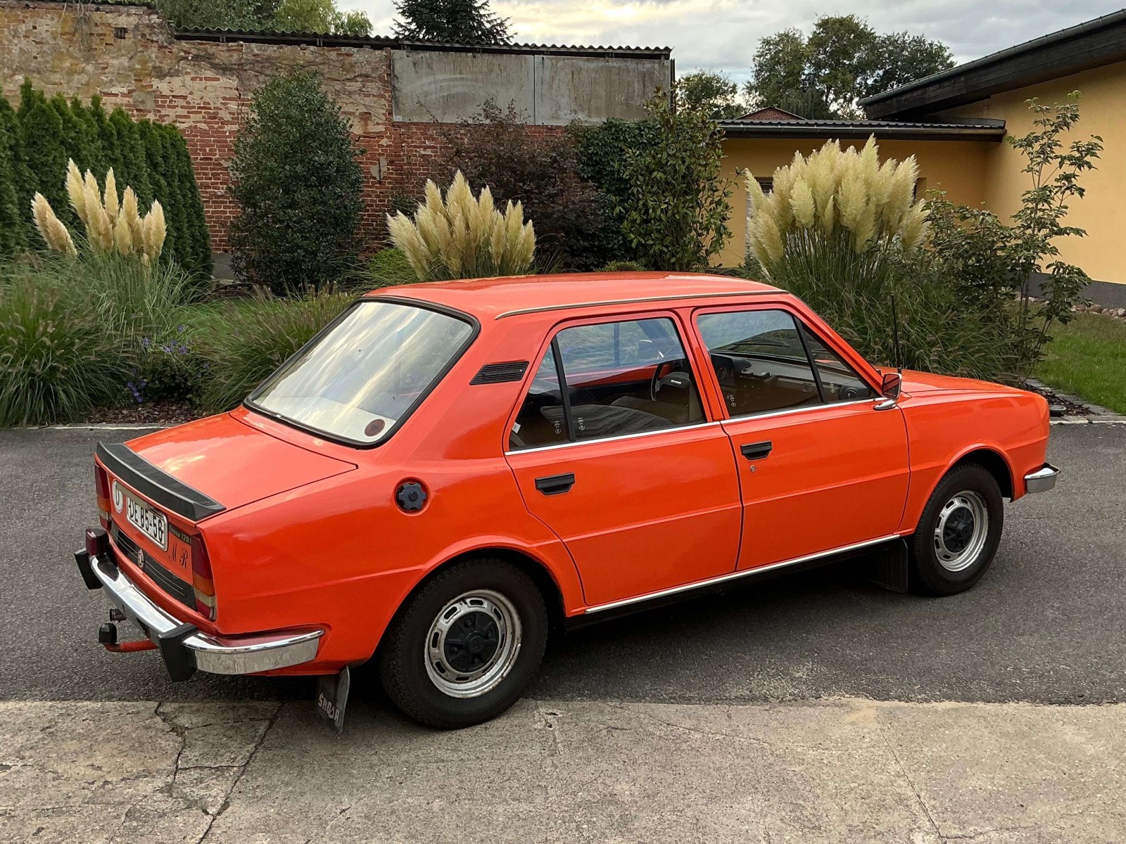 Škoda 120 v stave, aký sa len tak nevidí!