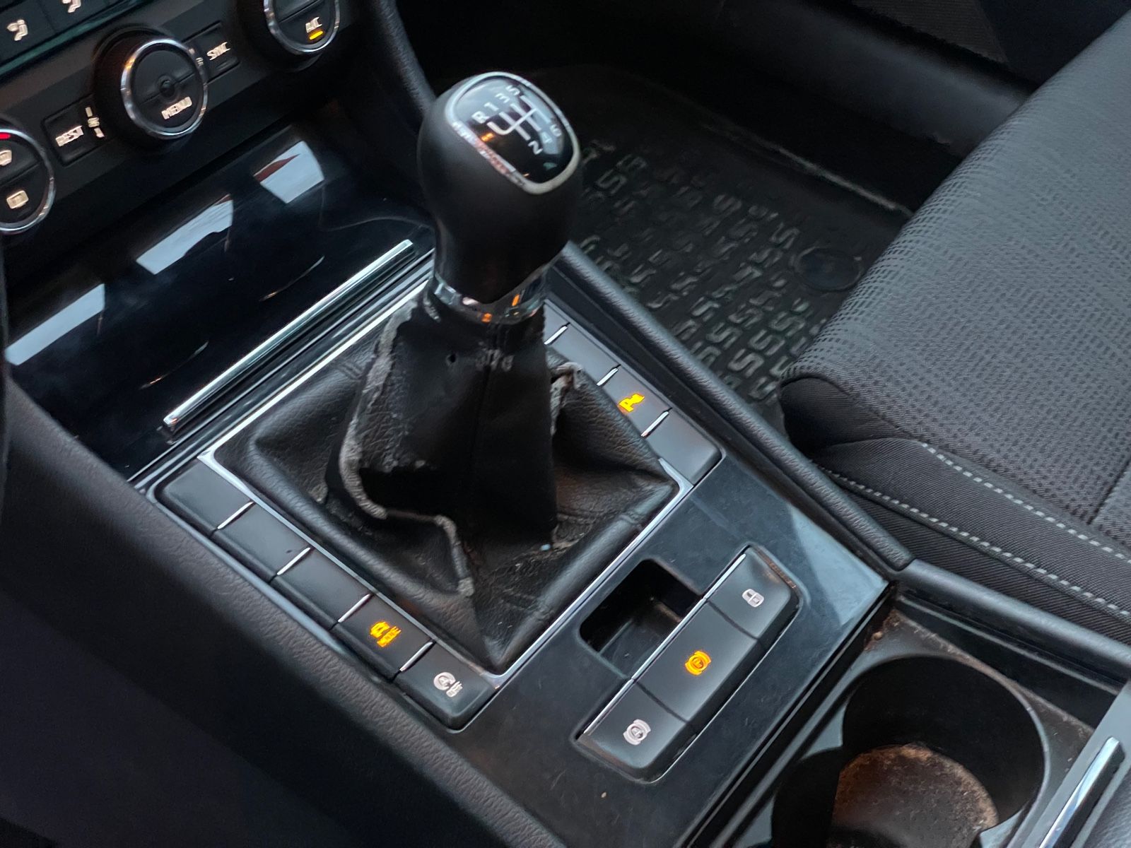 Ako vyzerá 8-ročný Superb po 812-tisíc km? Budete otvárať oči