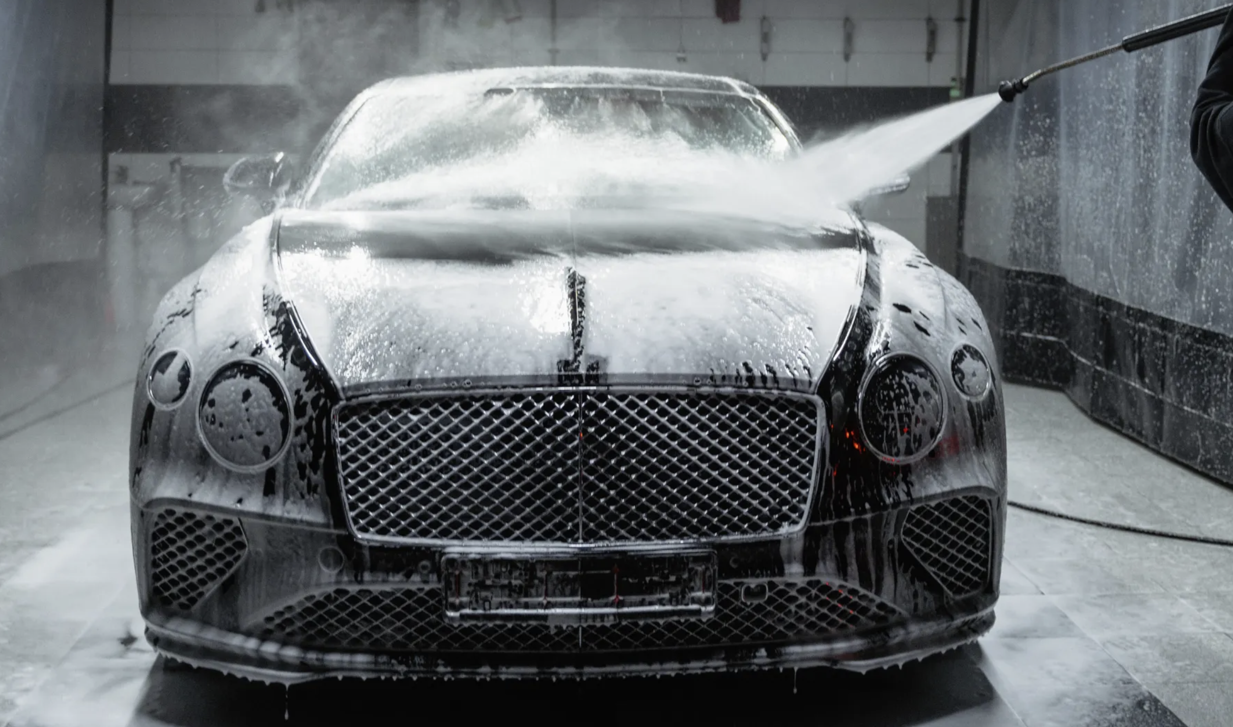 Umývanie auta, všetko, čo o ňom potrebujete vedieť