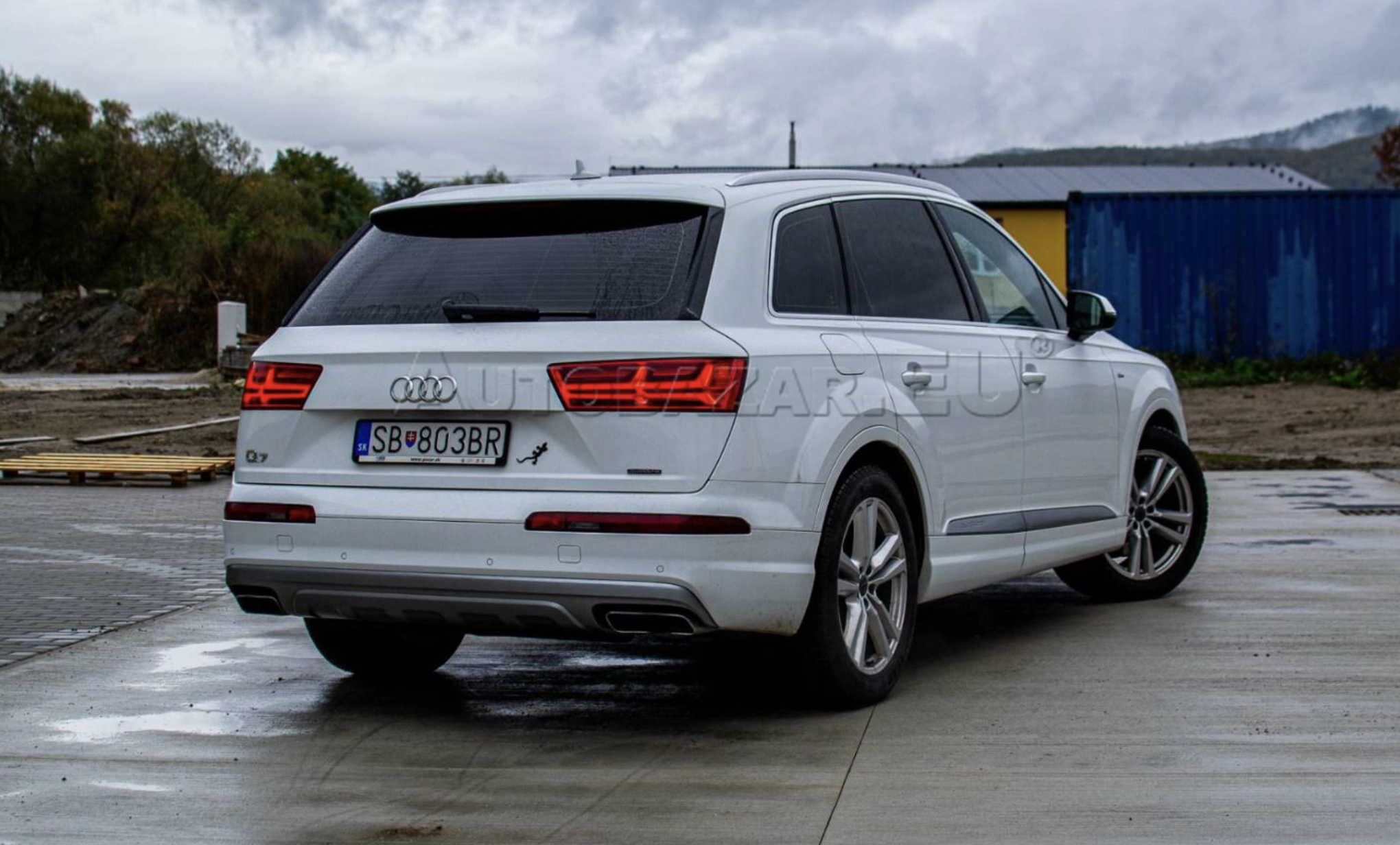 Vyberáme z bazáru: Audi Q7 lacnejšie o 44-tisíc má luxus, 7 miest, nízku spotrebu a 272 koní!