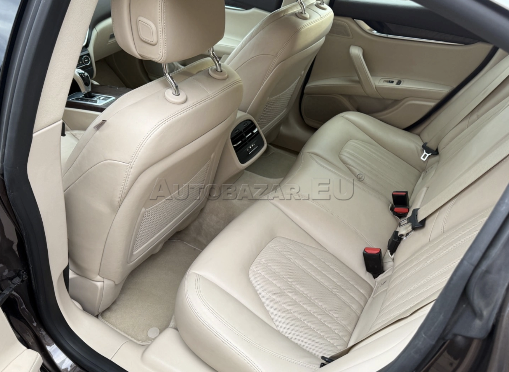 Už žiadny nedostupný luxus. Jazdené Maserati kúpite za cenu moderných škodoviek