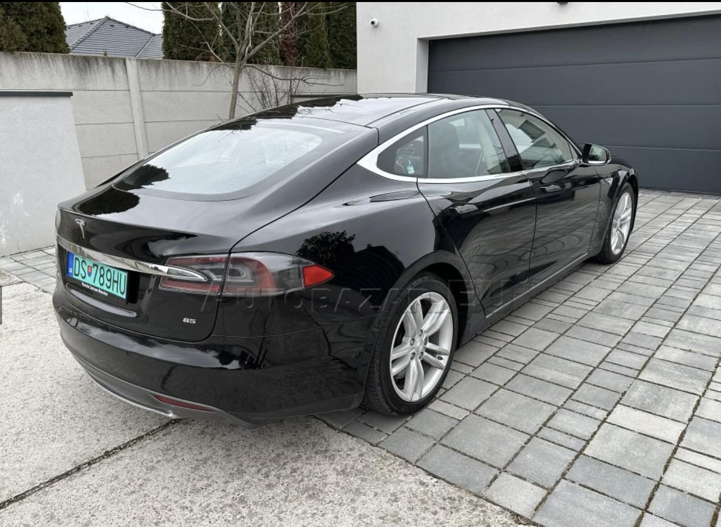 Že elektromobily nezvládnu vysoké nájazdy? Omyl! Jazdenka z Dunajskej Stredy za cenu škodovky dokála opak