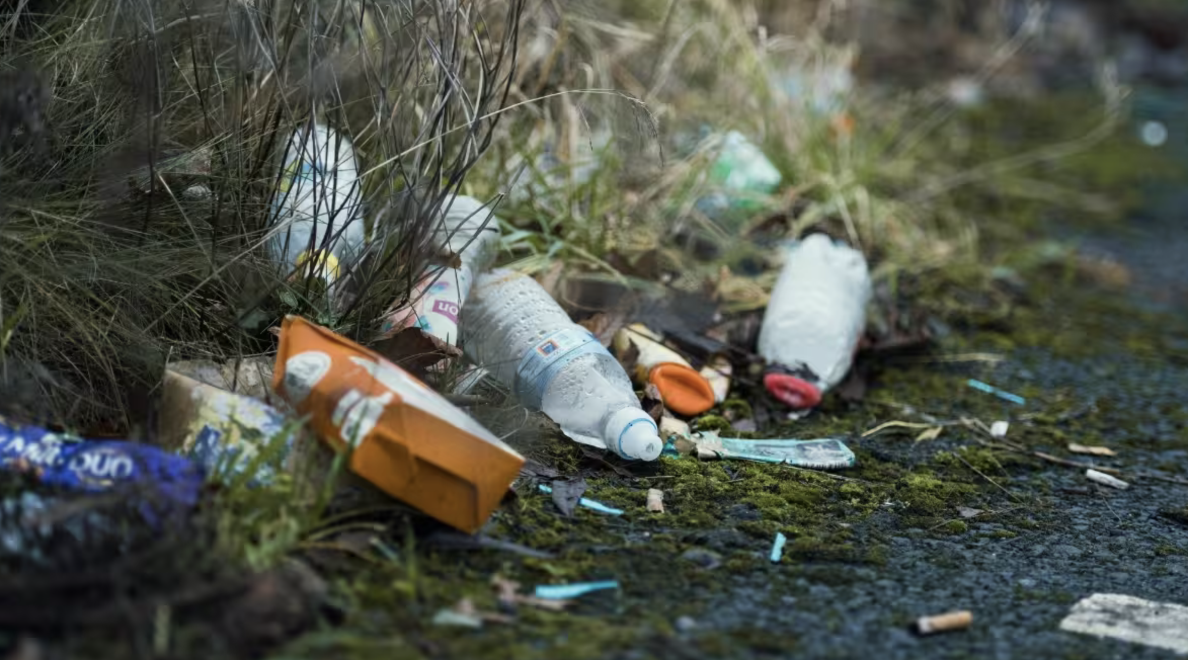 Zvýšenie pokút za vyhodenie odpadkov z auta už dosahuje likvidačnú úroveň