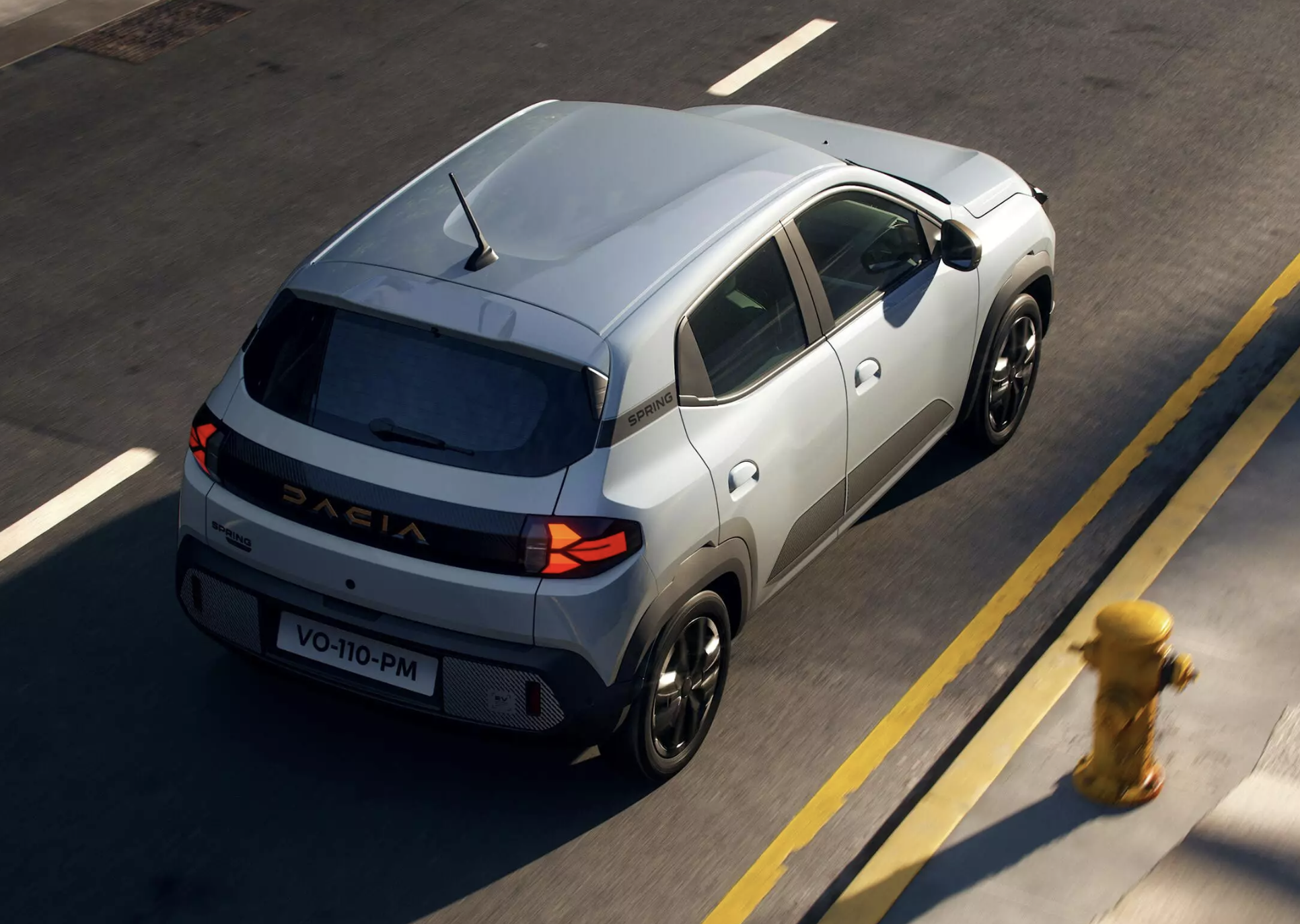 V Nemecku táto Dacia stojí 6 900 €, u nás o 10-tisíc viac. Prečo je taký cenový rozdiel na rovnakom aute?