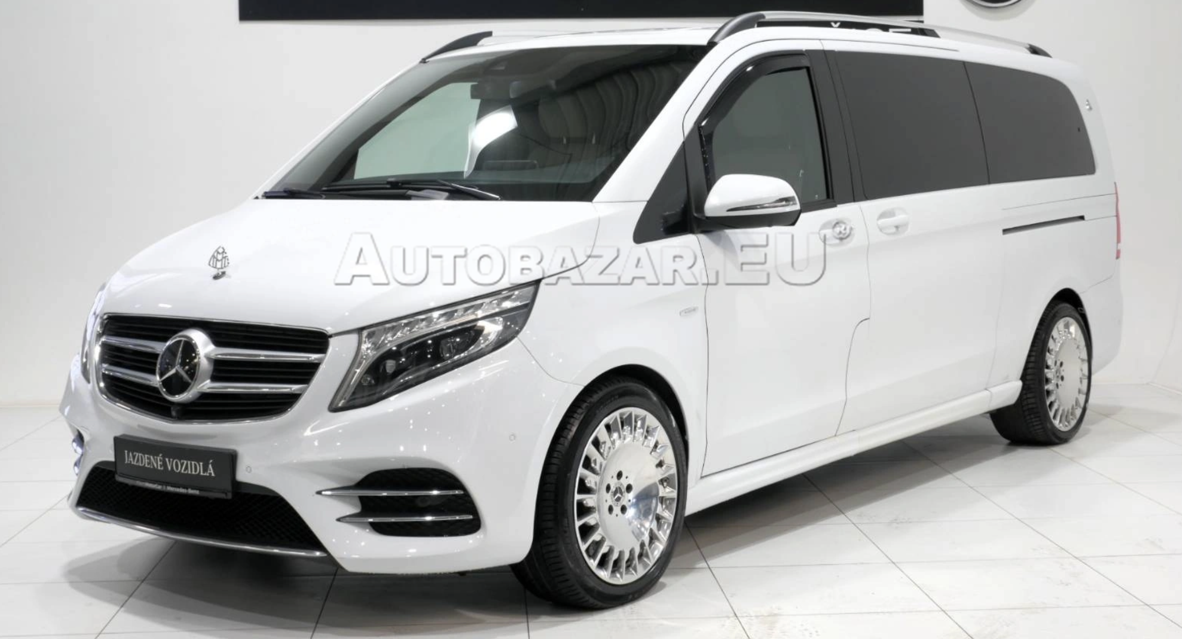 7-miestne auto: Kompletný sprievodca výberom + porovnanie modelov (2026)
