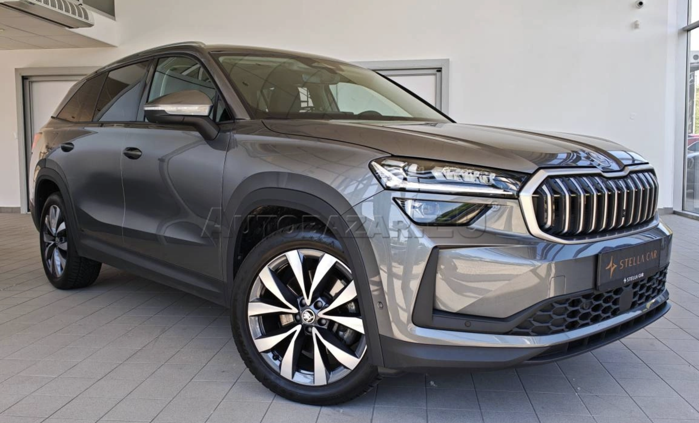 7-miestne auto: Kompletný sprievodca výberom + porovnanie modelov (2026)