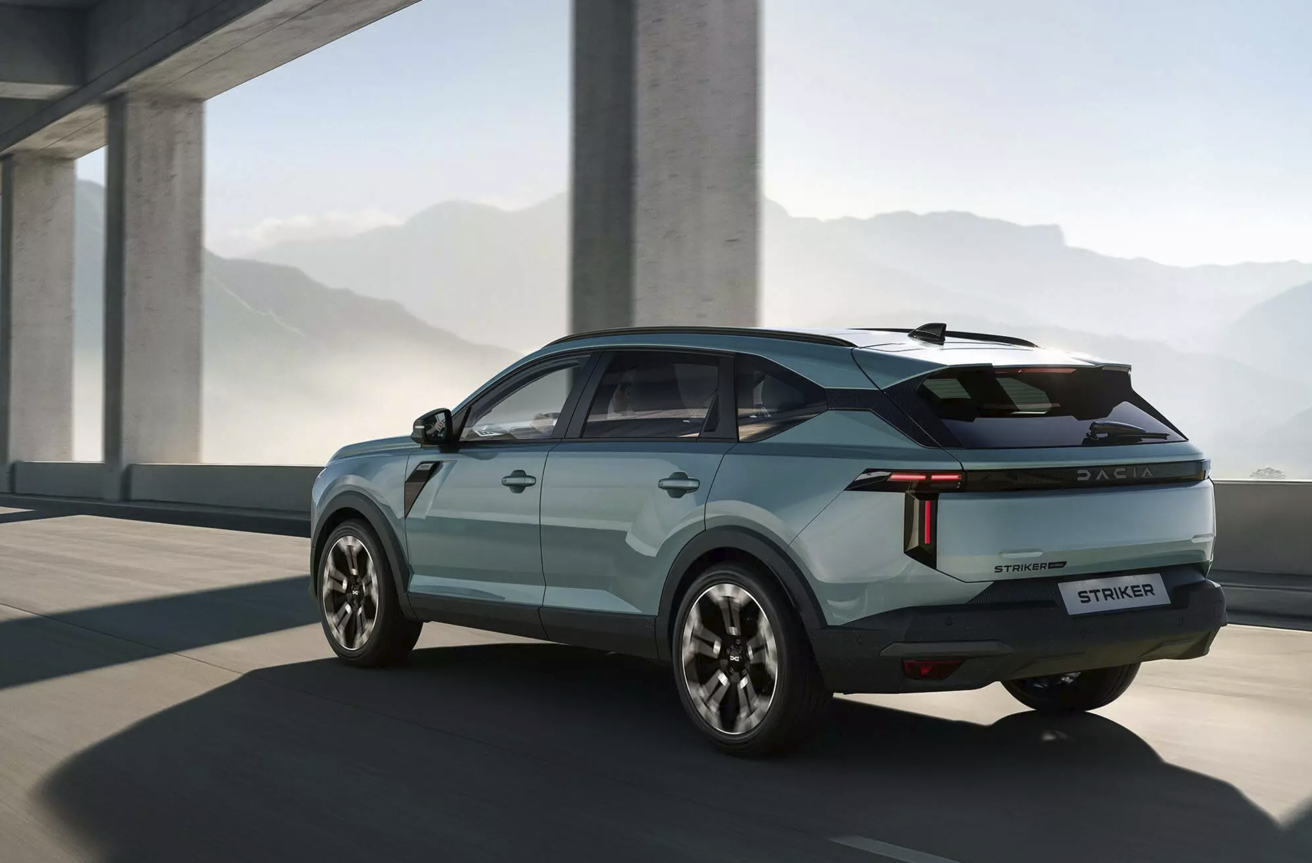 DACIA. Nie je to SUV, ale nový Striker od Dacie pôsobí robustne vďaka zdvihnutému podvozku a vôbec robustným proporciám.