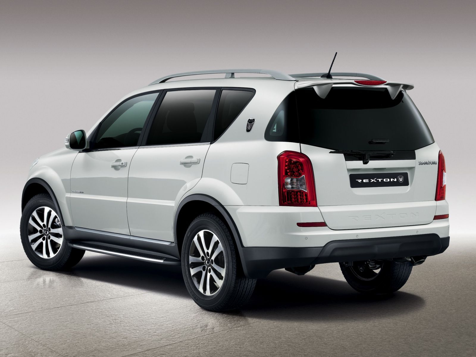 SsangYong Rexton.