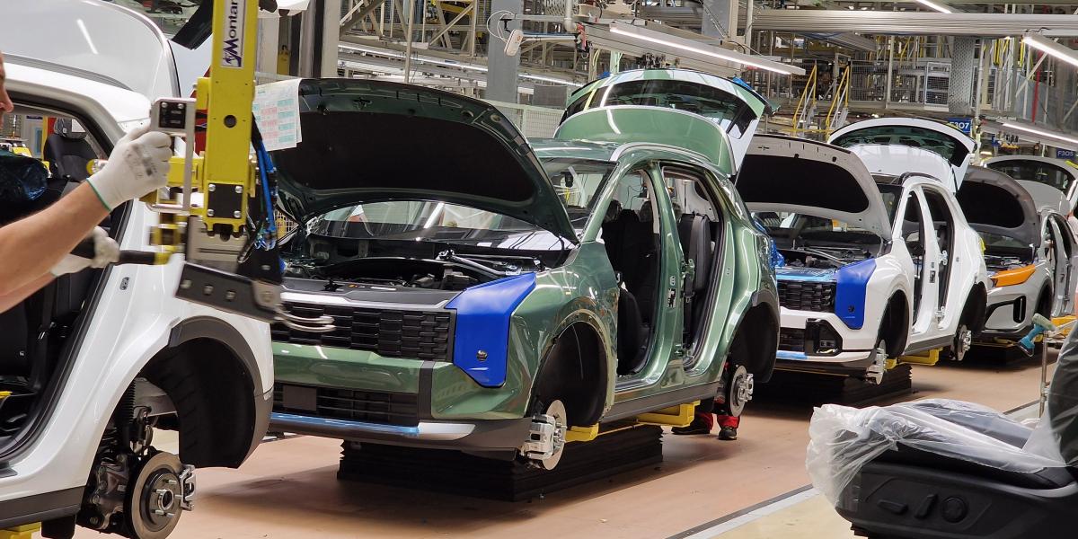 Výroba áut v závode automobilky Kia v Tepličke nad Váhom, na fotografii je výroba Kia Sportage pred faceliftom