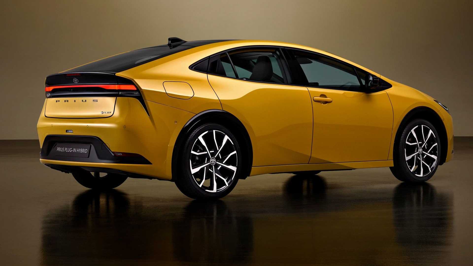 Nová Toyota Prius: Iba plug-in a elegancia