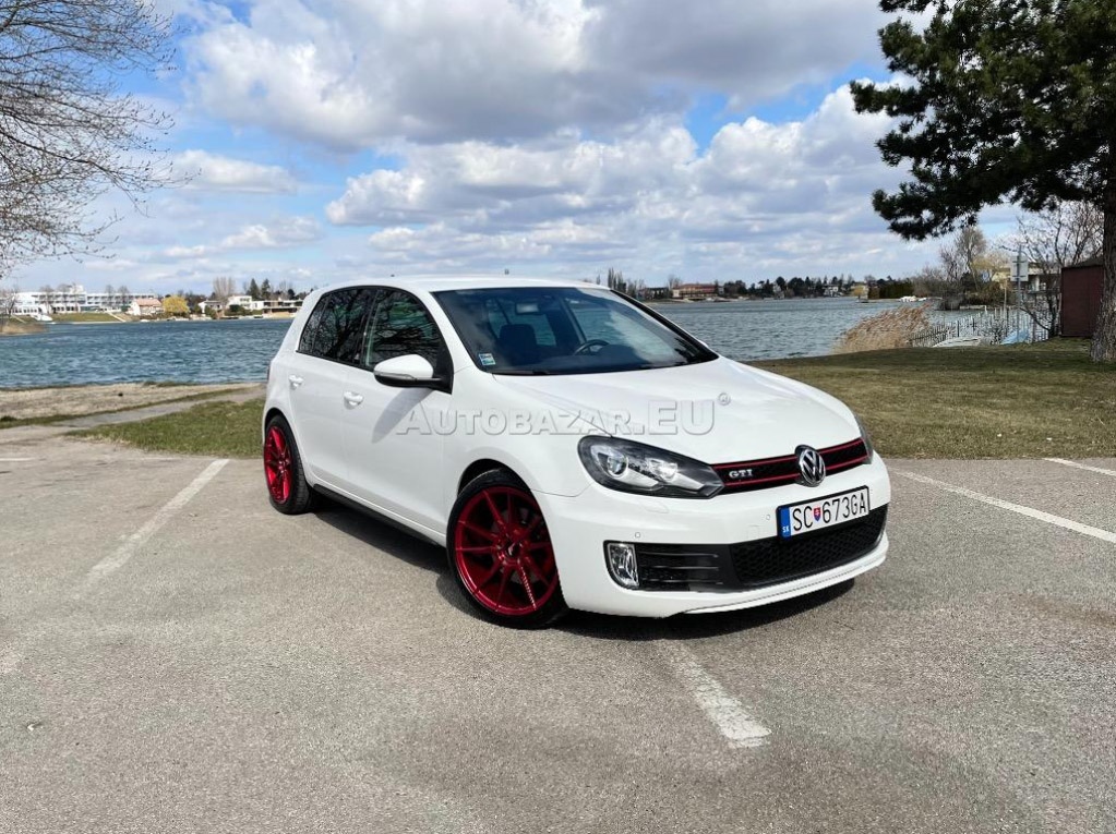 Volkswagen Golf: Pozrite si jednotlivé generácie v inzerátoch