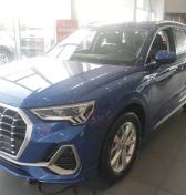 Trojročné dieťa v predajni poškriabalo 10 áut, rodičia museli zaplatiť cez 9000 eur