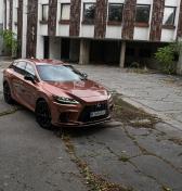 Lexus RX500h: Vrcholná priečka mu patrí právom