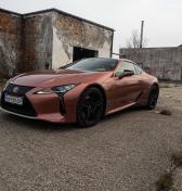 Lexus LC500 je auto desaťročia (bez ankety)