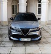 Alfa Romeo Junior na Slovensku predvedie nielen hybrid, ale aj elektrický pohon