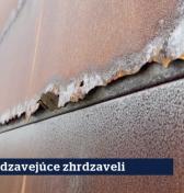 Protihlukové steny na D4 R7 mali vydržať 100 rokov, po piatich sa rozpadávajú. Kto zaplatí účet za opravu?