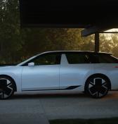 Škoda ukázala obraz novej Octavie. Obrovské kombi vnútri vyzerá ako BMW a Tesla, zvonka úplné sci-fi