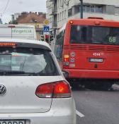 Povinnosť dať prednosť autobusu: Mýtus alebo zákon? 3 príklady z praxe s riešením