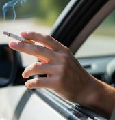 Pokuty za cigarety a odpad ukladajú na základe fotky aj našim vodičom. Pripravili sme výber sankcií v obľúbenom Taliansku