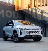 Test: Omoda 9 SHS. Čína to s útokom na prémiu myslí vážne