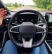 Ako odstrániť trasenie volantu počas jazdy? Konajte skôr, než bude neskoro