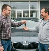 Koľko stojí prepis auta v roku 2026