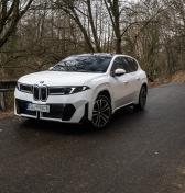 Skúsili sme nové BMW iX3, je ako naftová Octavia, nič nežerie