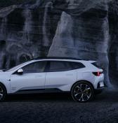 Polestar 4 SUV prináša veľkú zmenu, má zadné okno
