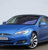 Ako vyzerá slovenská Tesla Model S po 400-tisíc km? Čo sa opravovalo a akú má dnes hodnotu?