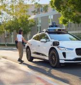 Waymo ponúka netradičnú brigádu. Brigádnici majú riešiť bizarný problém Jaguarov