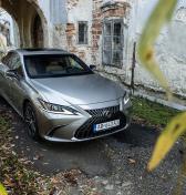 Test: Lexus ES300h - Krížnik za takú cenu ako nebola