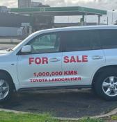Na Toyote Land Cruiser prešiel 999 999 km, teraz je na predaj. Milión čaká na nového majiteľa