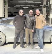 Tesla prvý raz prešla z Los Angeles do New Yorku iba v autonómnom režime. Prečo je to tak dôležitá správa?