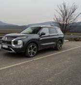 Test: Mitsubishi Outlander PHEV - Veľký návrat vo veľkom štýle