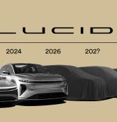 Automobilka Lucid oznámila zmenu stratégie. Luxusné elektromobily sú fakticky potopili, teraz chce zaujať lacnejšími autami