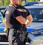 Aktuality: Policajt nevydal blok za pokutu, vodičovi navrhol odfotiť si displej na mobile. Finančné riaditeľstvo následne spísalo absurdnú odpoveď