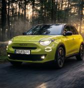 Test: FIAT 600 Hybrid je dobrý parťák na každý deň, aj keď HEV veľa paliva neušetrí / Spotreba, skúsenosti, servis
