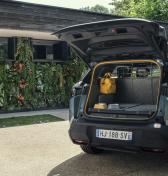 Peugeot začal predávať SUV s výbavou pre psov. Vidno, že vychádza z praxe