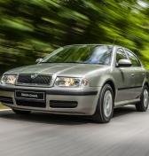 Škoda Octavia oslavuje 30 rokov. Ako sa zo skromného liftbacku stal pilier českého automobilového priemyslu