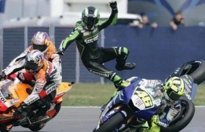 Video: Motocyklový hurikán