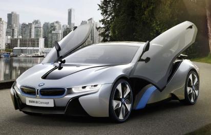 BMW i8 debutuje ako prvé na svete s laserovými svetlami!