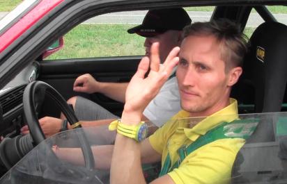 Video: Sajfa jazdí ako pán, kedy sa poučíme?