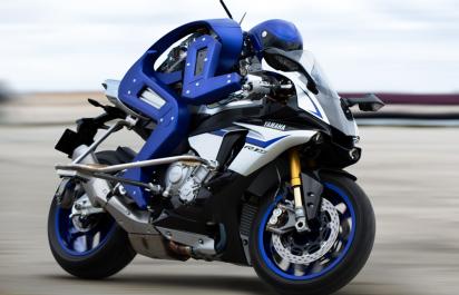 Motobot: Motocykel s robotom schopný samostatnej jazdy! 