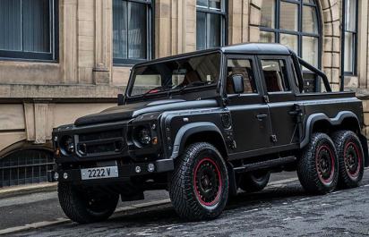 Milovník 6x6? Defender za tretinu ceny Mercedesu G63 AMG!