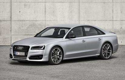 Audi S8 Plus, keď je klasická S8-mička príliš pomalá!