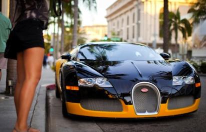 Video: Do školy na Bugatti!