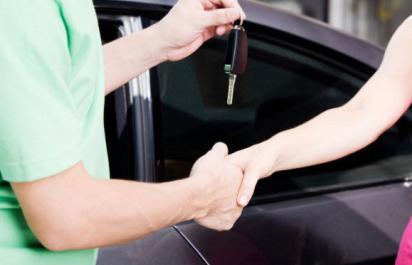 Podvod s pôžičkou na kúpu automobilu: Nenechajte sa nachytať! 