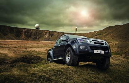 Isuzu D-Max AT35 ukáže ako sa robia off-roady